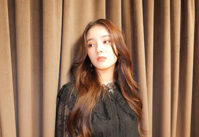 Nancy MOMOLAND và loạt tóc nhuộm không máu lửa đời không nể-1