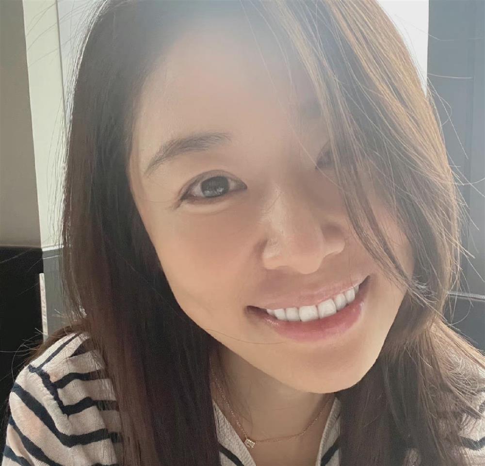 Động thái vợ chồng Lâm Tâm Như giữa tin đồn bầu lần 2-2