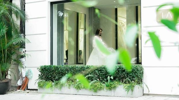 Minh Hằng đi thử váy cưới, lộ chi tiết chuẩn người có tiền-3