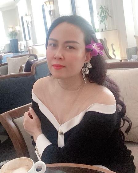 Phượng Chanel hiếm hoi không mặc xấu nhưng chỉnh ảnh lạ hoắc-3