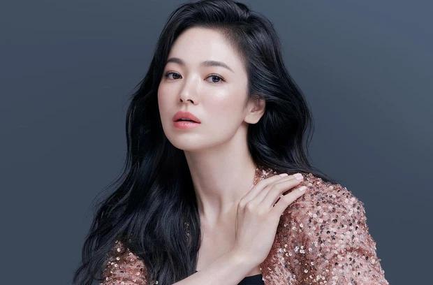 2 bạn thân Son Ye Jin liên quan Song Hye Kyo, ăn cưới có khó xử?-3