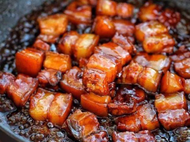 Thêm thứ này bảo đảm thịt kho nhanh mềm tan, tiết kiệm ối thời gian-3