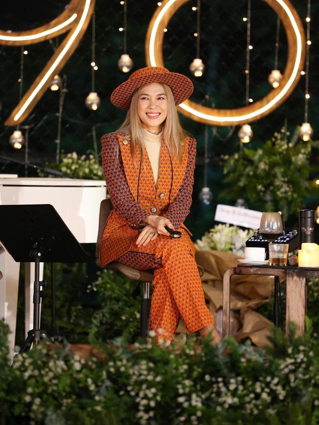 Tóm trọn cảnh Mai Tài Phến đắm đuối xem Mỹ Tâm hát-6