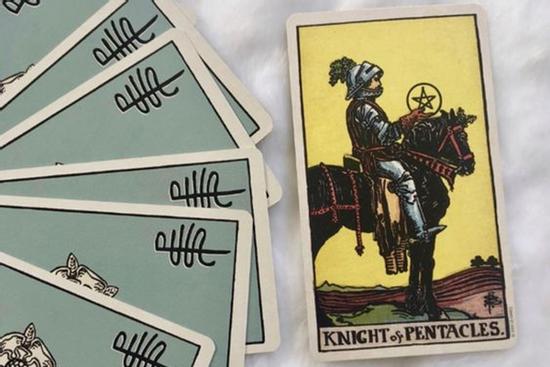 Bói bài Tarot thứ 3 ngày 29/3/2022: Kinh doanh khởi sắc