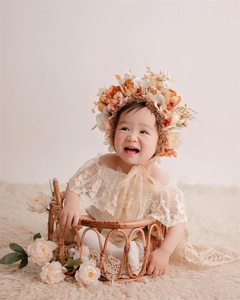 Ngoại hình con gái An Nguy sau 1 năm chào đời bằng IVF-3