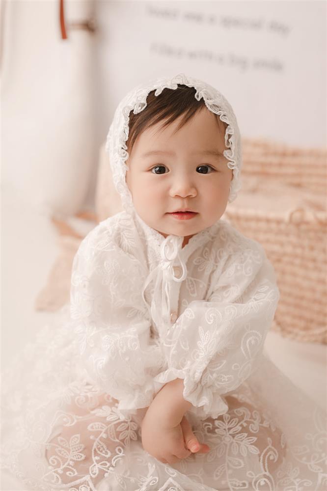 Ngoại hình con gái An Nguy sau 1 năm chào đời bằng IVF-6