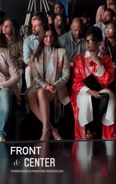 Miss Universe 2021 đi Fashion Week: ở Mỹ và về quê Ấn Độ khác hẳn-1