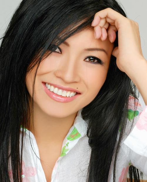 Mai Phuong Thuy and a series of Vietnamese beauties promoted thanks to mole removal-10