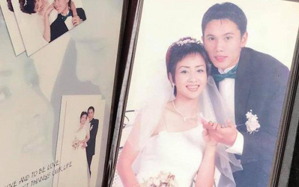Tu Dua's ex-wife suspected of staging a wedding photo case in the past to throw the tree stump-1