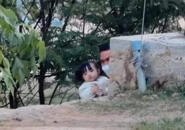 Netizen tóm gọn 2 nhân vật trốn vé lén xem Đông Nhi hát ở Đà Lạt-1