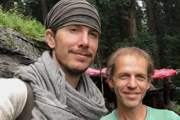 Lạ lùng những thác nước chống trọng lực, nước chảy ngược lên trời-4