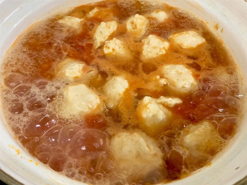 Nấu món canh mang đi làm ăn trưa, 10 ngày da sáng hẳn, eo giảm 3cm-6