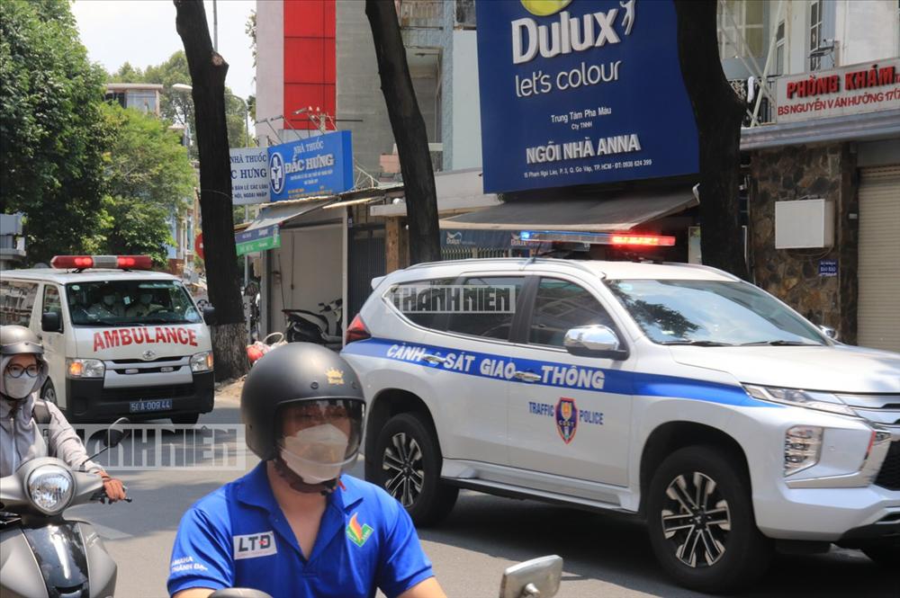 Đưa thi thể Phó Chủ tịch UBND Lê Hòa Bình từ Long An về TPHCM-3