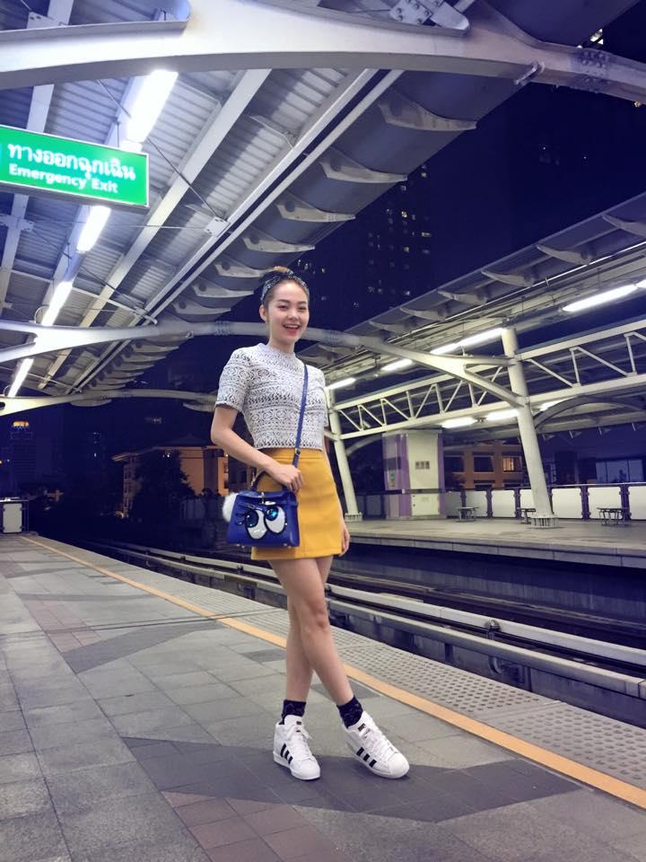 Hương Giang, Hari Won mặc gì khi vi vu Thái Lan?-7