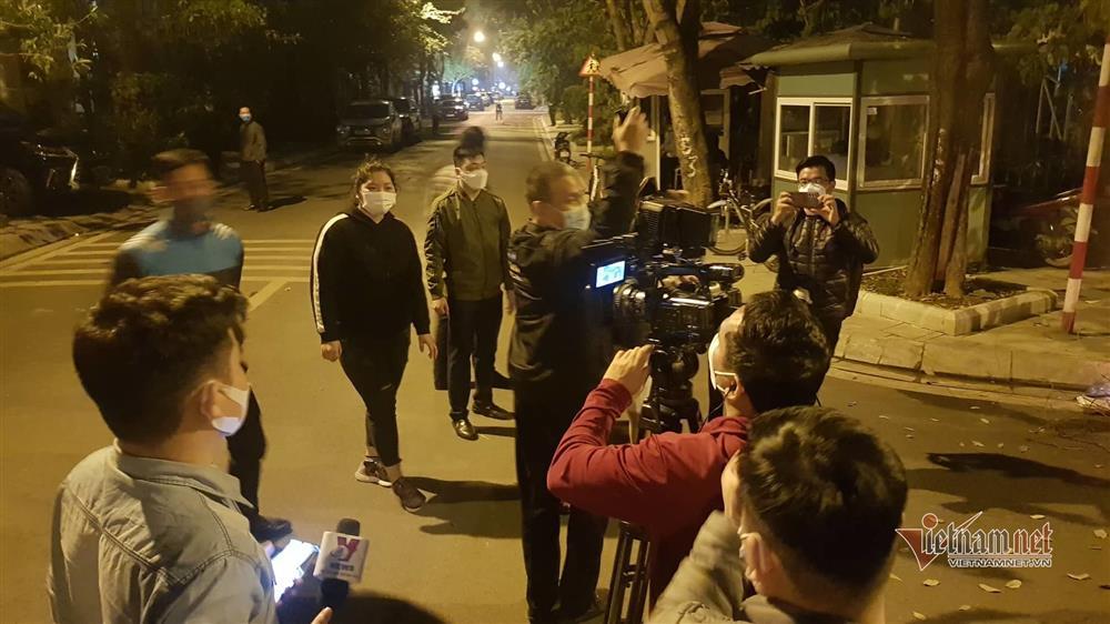 Đang khám xét chỗ ở, nơi làm việc của Chủ tịch FLC Trịnh Văn Quyết-17