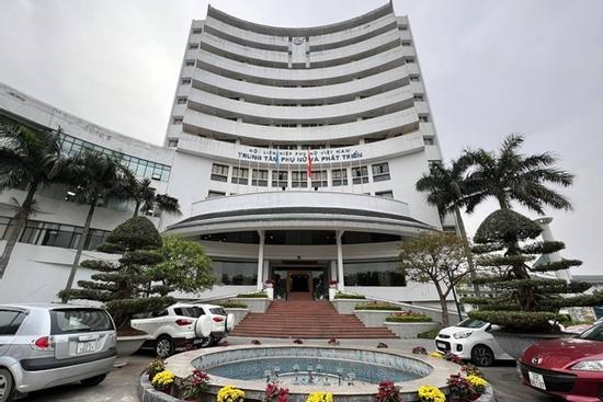 Cô gái tố bị Trưởng khoa ĐH Luật ép làm nô lệ tình dục đang ở đâu, tâm lý ra sao?