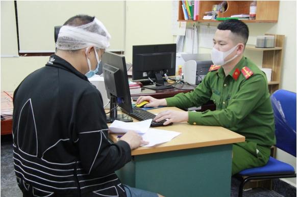 Diễn biến mới vụ Mercedes tông chết người, nhiều bộ phận cơ thể rơi ra đường-1