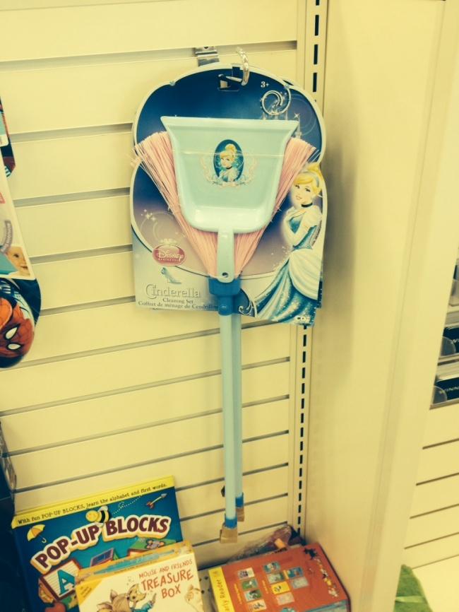 Những tình huống trái ngang đúng kiểu ném đá vào hội nghị-2