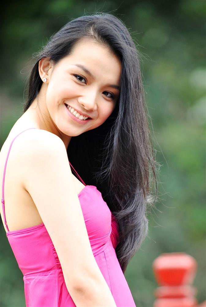 Diem Huong ranked Miss Universe Vietnam: Pham Huong was only 3-4