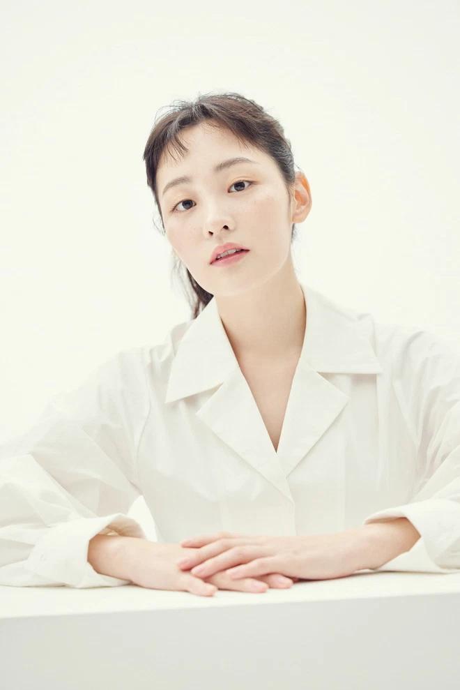 2 người tình họ Kim của Lee Min Ho đều nổi lên nhờ cảnh nóng-6