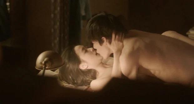 2 người tình họ Kim của Lee Min Ho đều nổi lên nhờ cảnh nóng-13