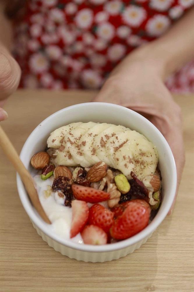 Thanh Thúy chỉ cách chế biến yến mạch cực ngon cho người lười-5