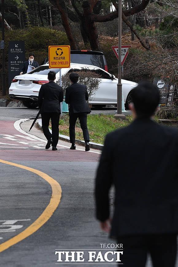 An ninh ngộp thở tại siêu đám cưới Hyun Bin - Son Ye Jin-6