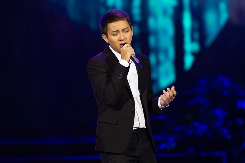 Hoài Lâm mải hát ngã đau điếng nhưng Erik bị lại mắng mỏ-3