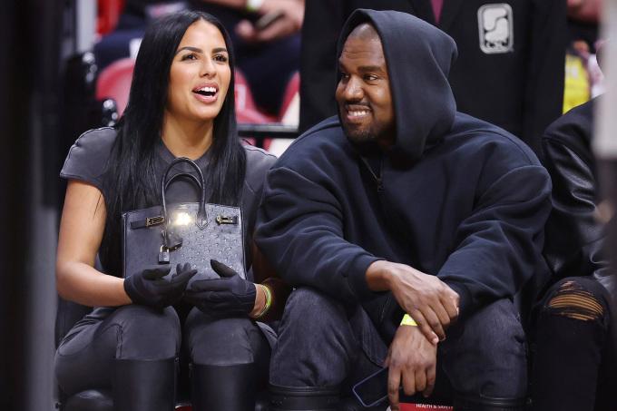 Kanye West tặng bạn gái túi Hermès bằng cả gia tài-2