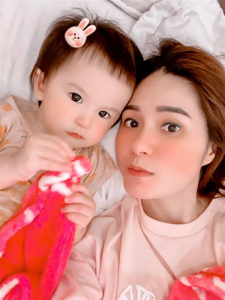 Vợ chồng đại gia quận 7 nổi giận khi con gái bị mắng hư hỏng-4