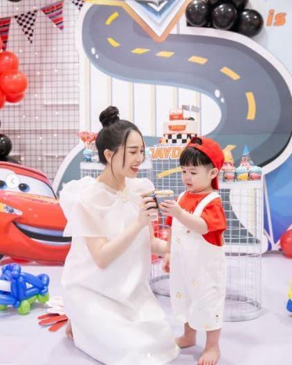Con gái Minh Nhựa tổ chức sinh nhật cho quý tử 2 tuổi-3