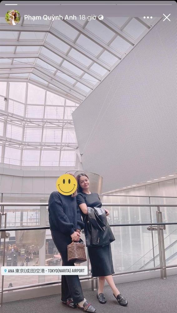 Phạm Quỳnh Anh lộ mặt sưng, body phát tướng chuẩn cấn bầu-1