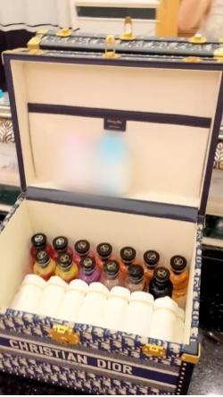 Đoàn Di Băng quay xe, không mua xe Vespa Dior vì tiếc tiền?-4