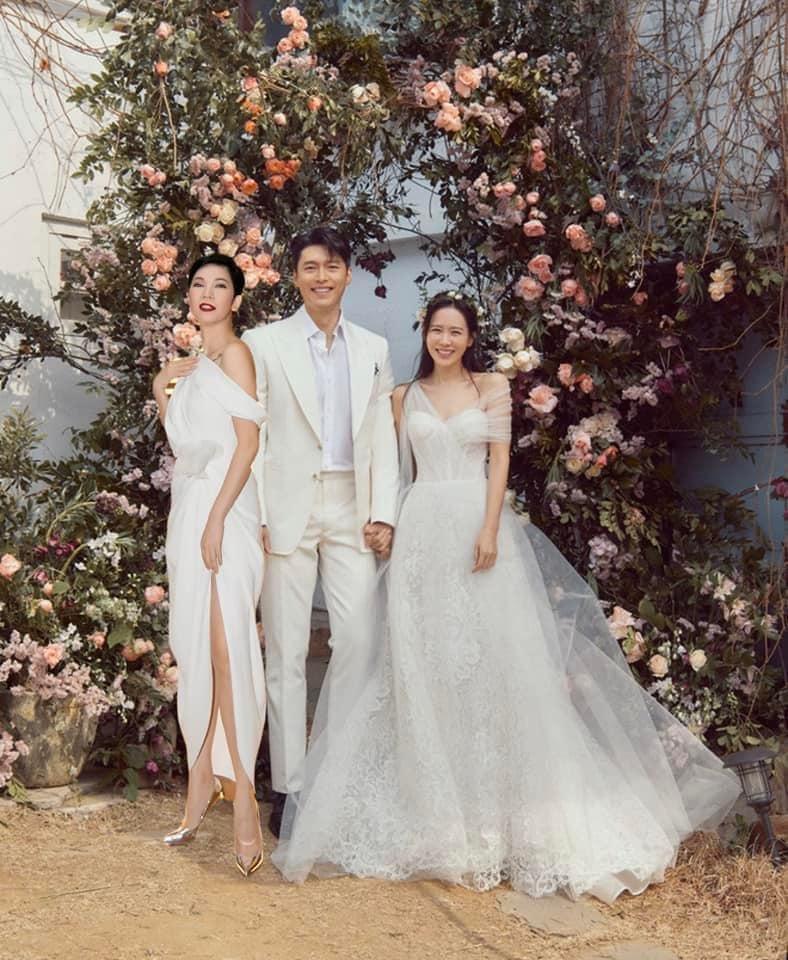 Sao Việt nườm nượp check-in đi ăn cưới Hyun Bin - Son Ye Jin-6