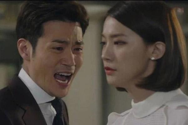 Vợ ốm, tôi làm gà hầm thuốc bắc để bồi bổ, cô ấy hất đổ tô canh-2