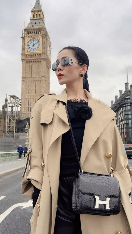 Hà Hồ - Lệ Quyên thả rông, phơi điểm nhạy cảm giữa trời Anh-9