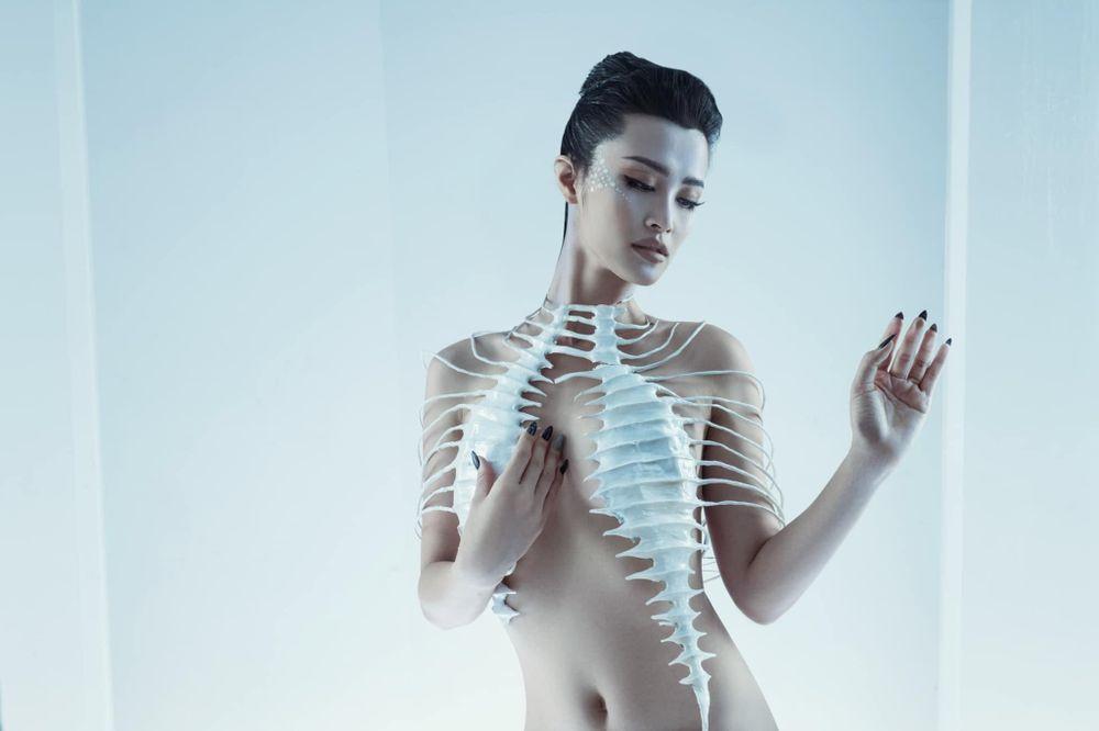 Đông Nhi hở bạo chốt comeback đúng Cá tháng 4, thật hay đùa đây?-4