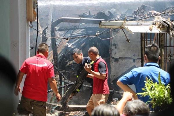 Young people buy 18 liters of oil to burn their girlfriend’s house in Ho Chi Minh City