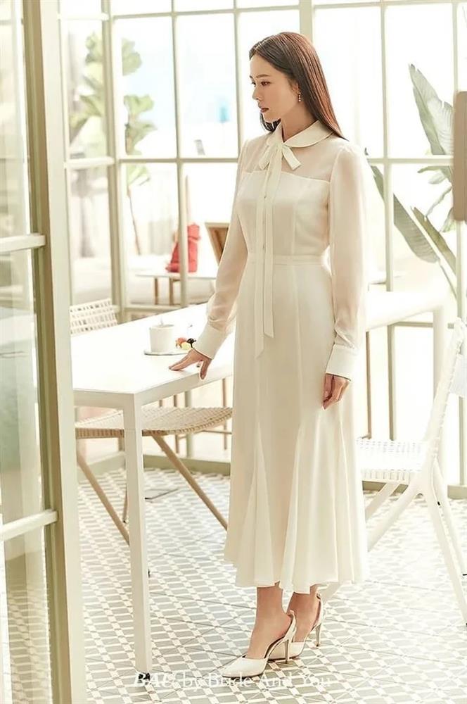 Son Ye Jin's pure white fashion is worthy of a goddess-9