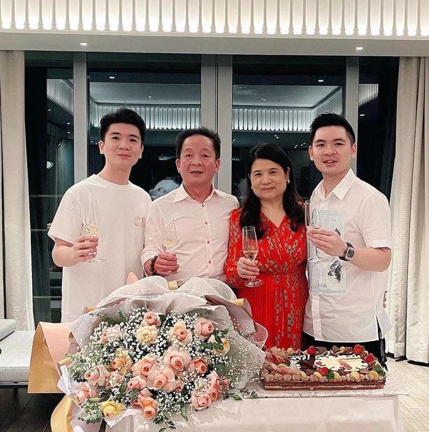 Chuyện tình hai hổ một rừng của tỷ phú bóng đá-4