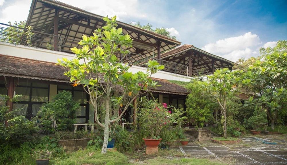 Ca sĩ Ánh Tuyết: Bỏ showbiz ở ẩn, tuổi già bệnh tật nhưng giàu có-5