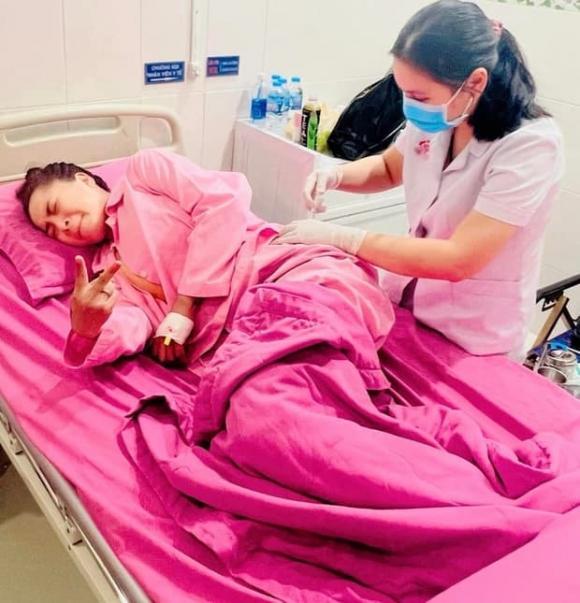 Hải Băng kể 2 lần mổ áp xe nghe mà hoảng-4