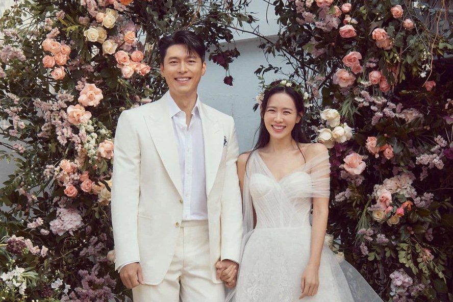 The hot clip of Hyun Bin passionately kissing Son Ye Jin at the super wedding