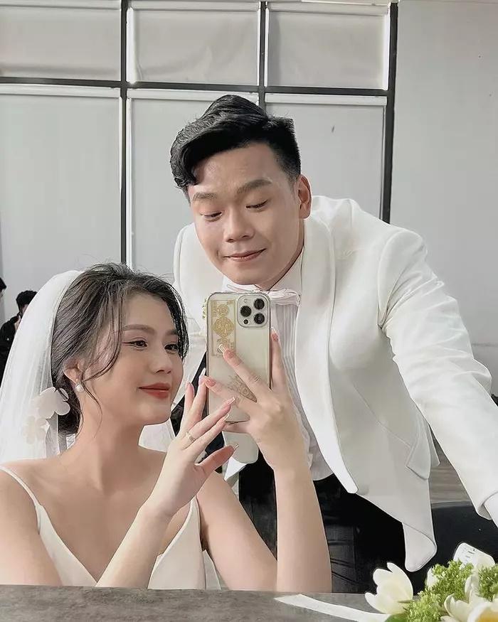 Một tuyển thủ Việt Nam tổ chức siêu đám cưới với bạn gái ở Hà Nội-5