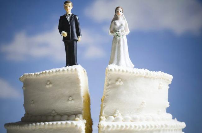 Hủy hôn dù đã gửi thiệp mời sau khi phát hiện chồng bệnh hoạn tột độ-2