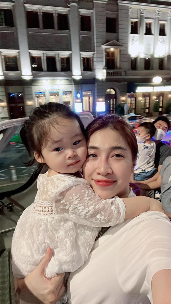 Pha Lê sa thải giúp việc mới: Thay 800 người là chuyện thường-1