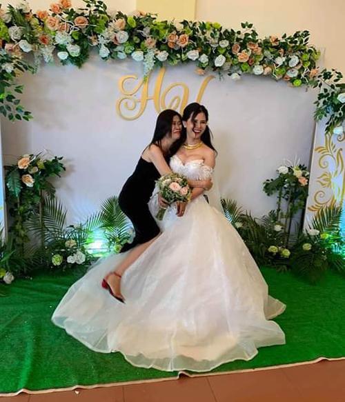 Nỗi lòng kẻ FA dùng cả thanh xuân chỉ để tiễn bạn đi lấy chồng-1