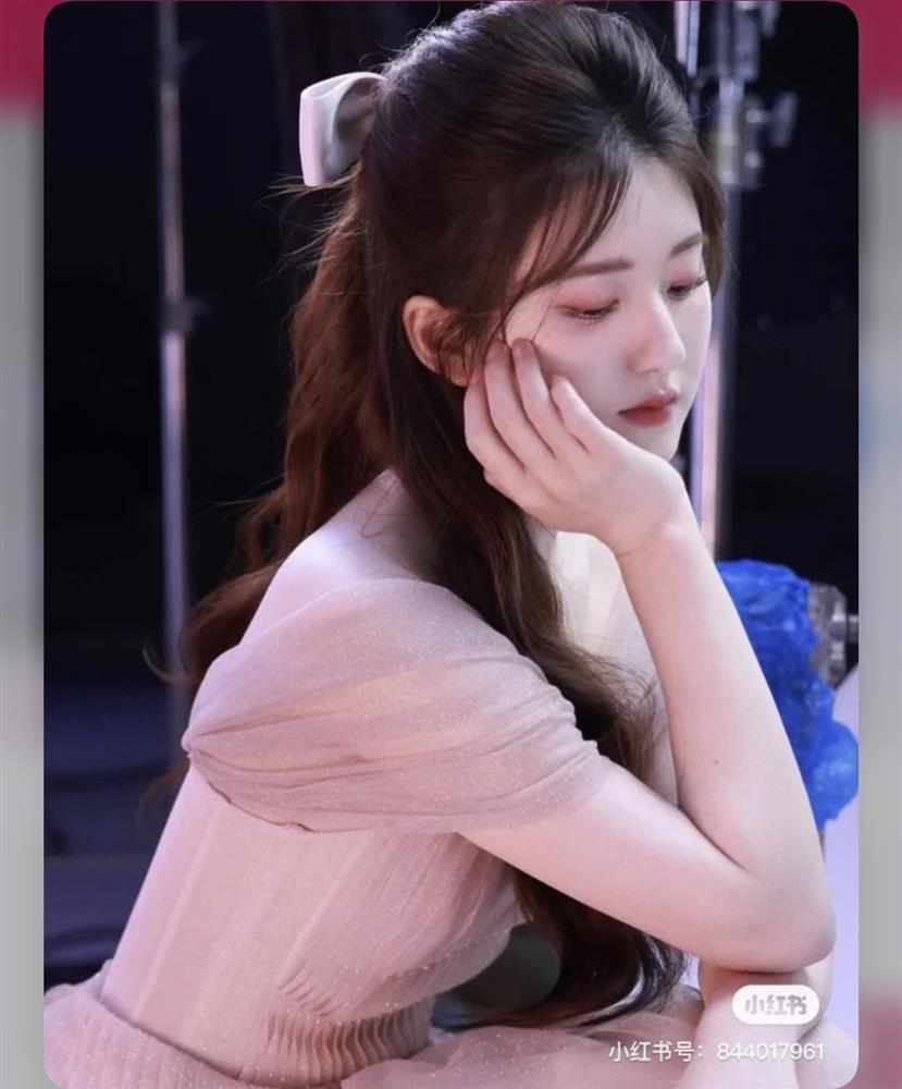 Triệu Lộ Tư đổi style từ công chúa sang hầm hố vẫn toả sáng-1