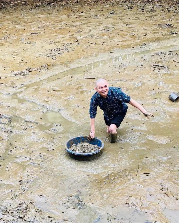 Xuân Hinh U70: Ở nhà vài chục tỷ nhưng sống giản dị, ăn đạm bạc-6