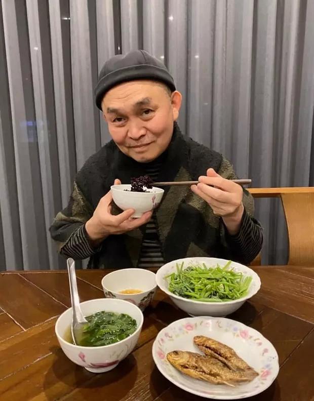 Xuan Hinh U70: At home with a few tens of billions but living a simple life, eating frugally-7